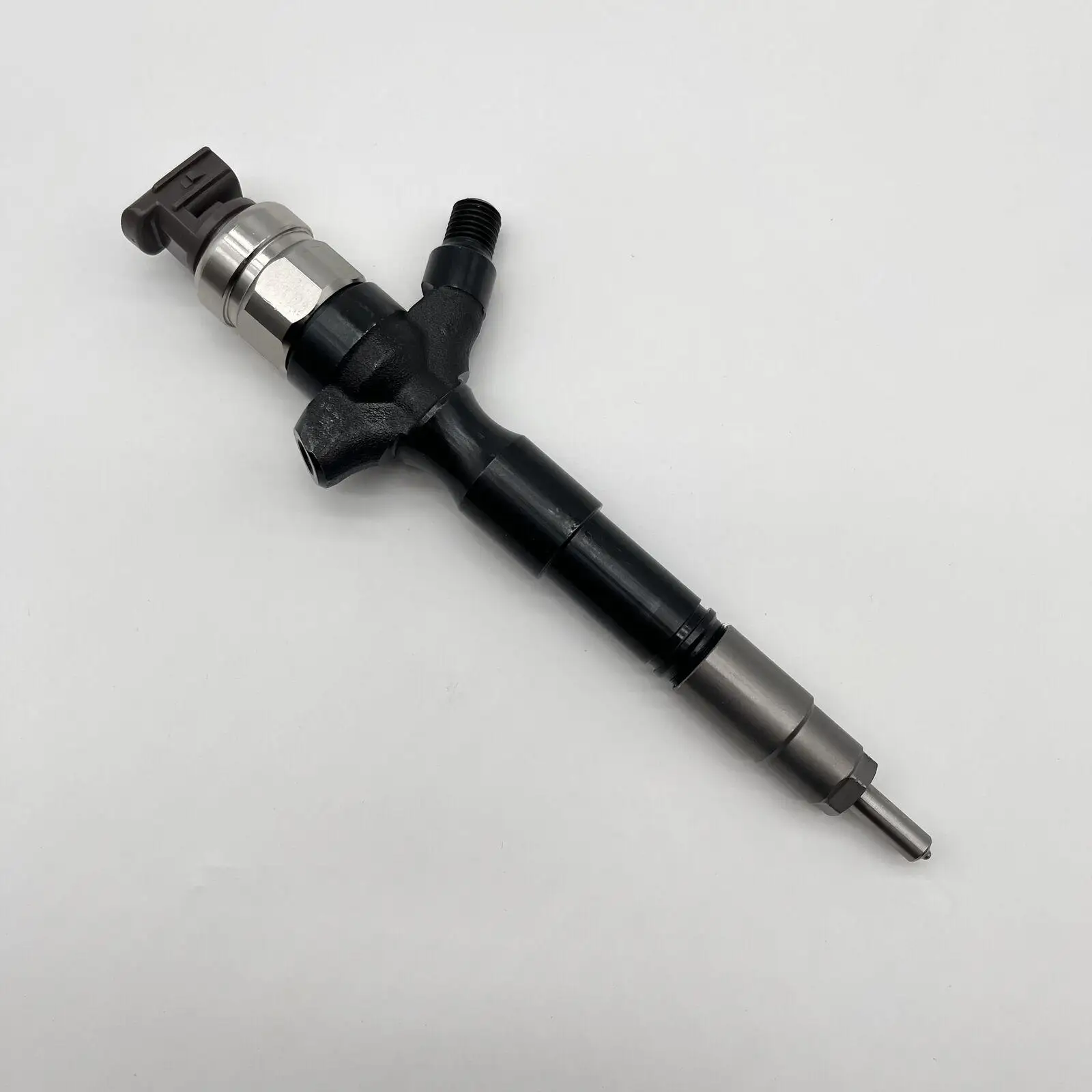 23670-51040 Высокое качество 095000 -8050 Форсунка дизельного топлива Common Rail -9770 Для TOYOTA LAND