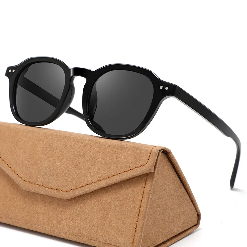 

Vintage Fashion Classic TR90 Women Sunglasses Ultra Light Frame Polarized Sun Glasses Outdoor Travel Sun Protection Retro Shades