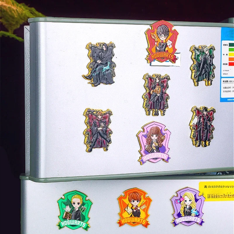 Металлическая наклейка с героями фильма Хогвартс на холодильник магнитная 3D
