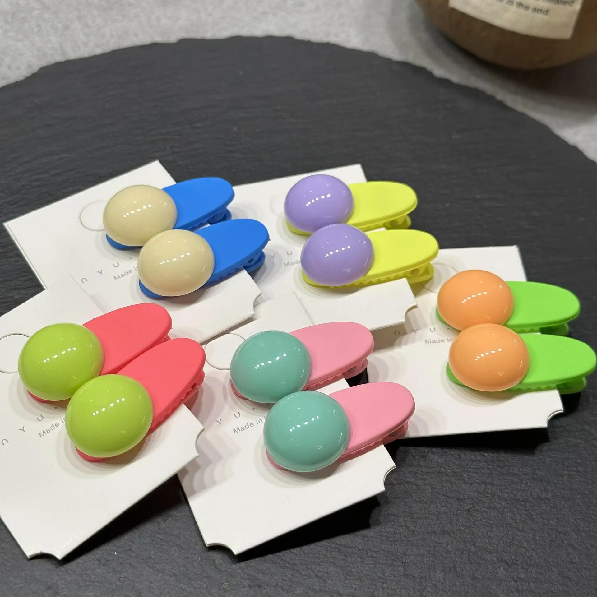 

New Cute Candy Color Child Hairpins for Girls Kids Simple Mini Colorful Ball Bangs Clip Duckbill Clip Barrettes Hair Accessories