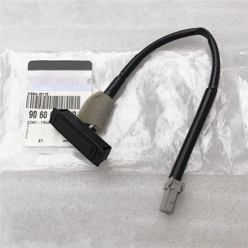 

QDAEROHIVE Original car trunk cont-trunk lid opening switch 906068795R for RENAULT KOLEOS