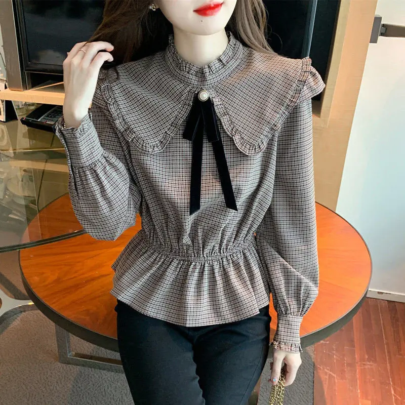

2022 New Autumn Vintage Plaid Print Bow Chic Elegant Fashion Blouse Tops Women Casual Slim Small-waisted Peter Pan Collar Shirts