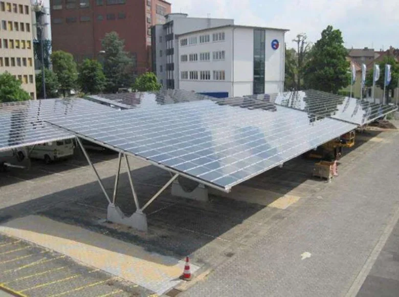 Фотообои с алюминиевым каркасом и Солнечной системой парковки автомобилей