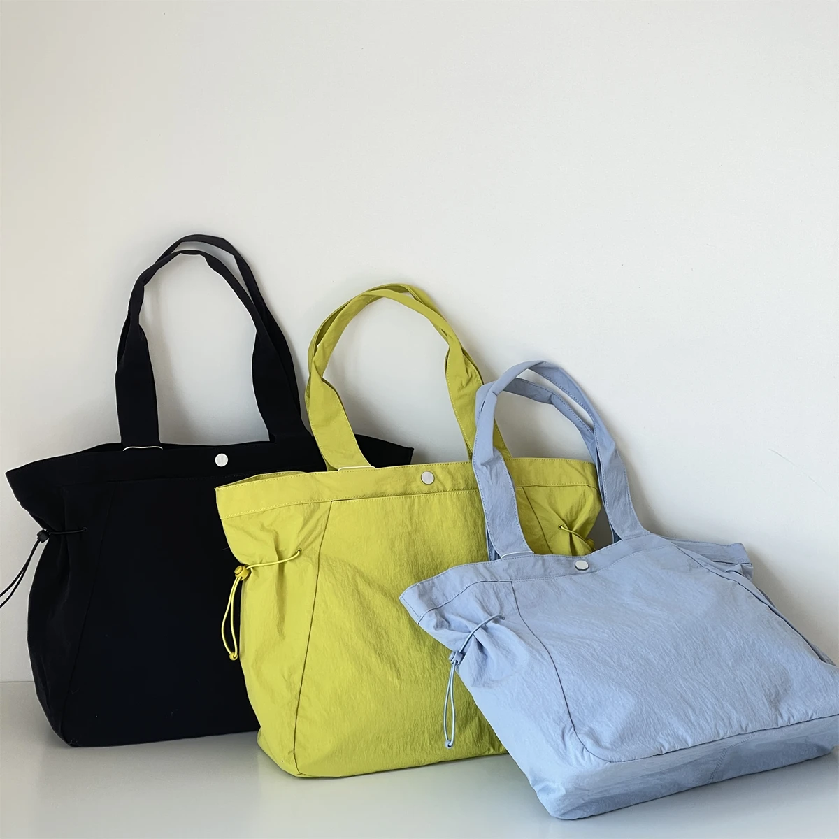 Explosions Of women's Shoulder Handbag Women's Summer Lightweight Waterproof Large-capacity outdoor sports fitness yoga bag