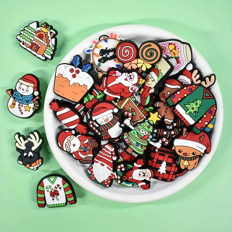 New Christmas Shoe Charms Soft PVC Xmas Themed Garden Decorations Santa Claus &amp Reindeer Clog Accessories