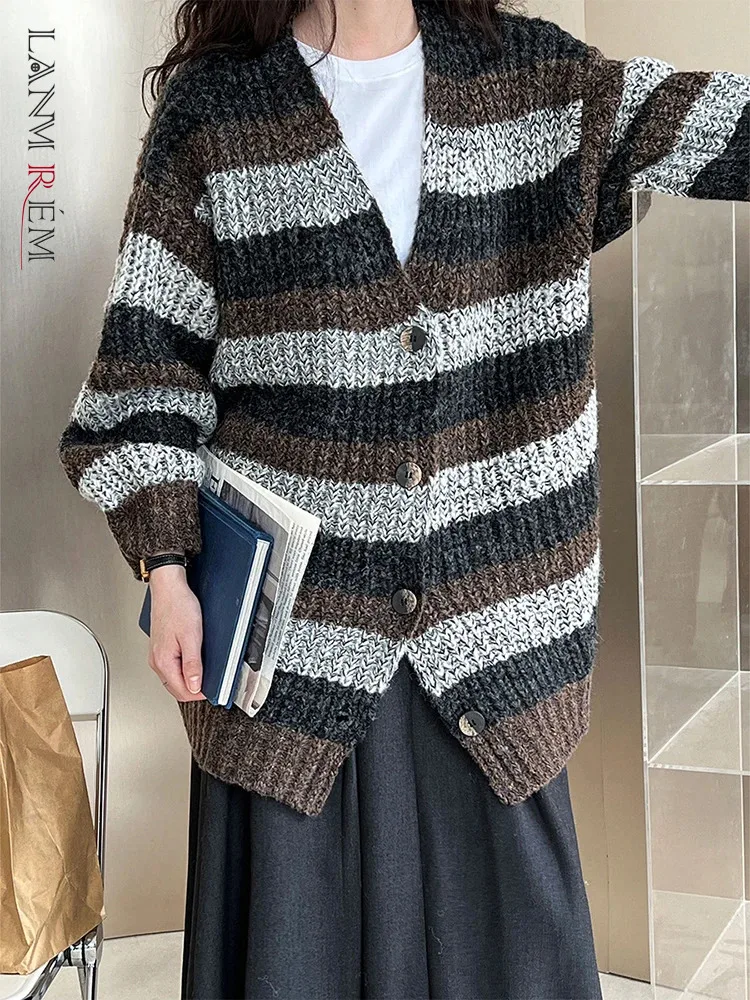 

[LANMREM] Vintage Striped Thicking Warm Knitting Sweater For Women V Neck Single Breasted Loose Tops 2023 Winter New 26D6680