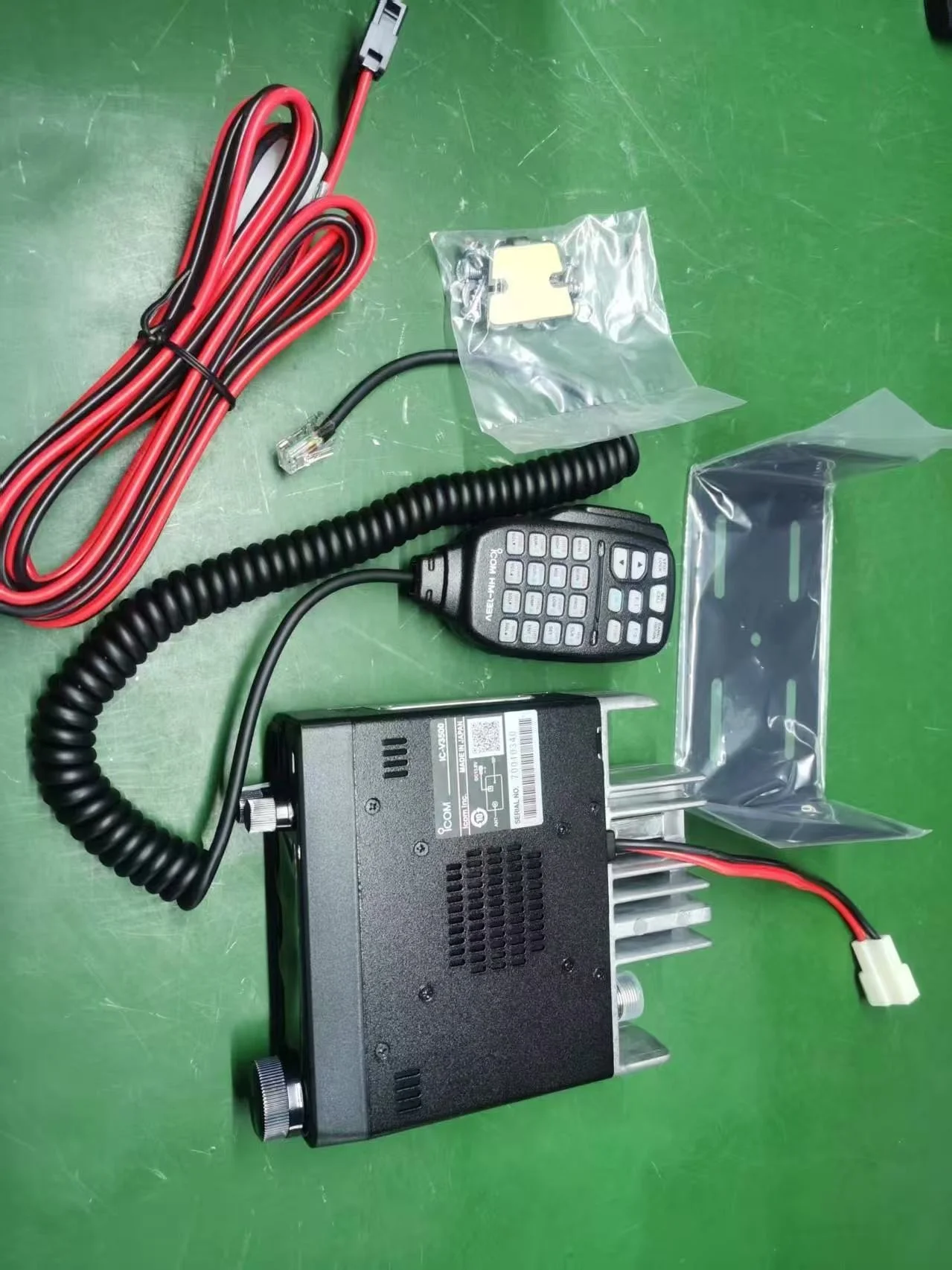 Фото Радиостанция IC-V3500 2M VHF для автомобилей и морского транспорта, 65 Вт, 207 каналов, FM-трансивер, рация №4