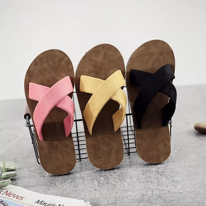 

NEW 2023 in the summer the new fashion a word procrastinates female flat slippers web celebrity ins is cool