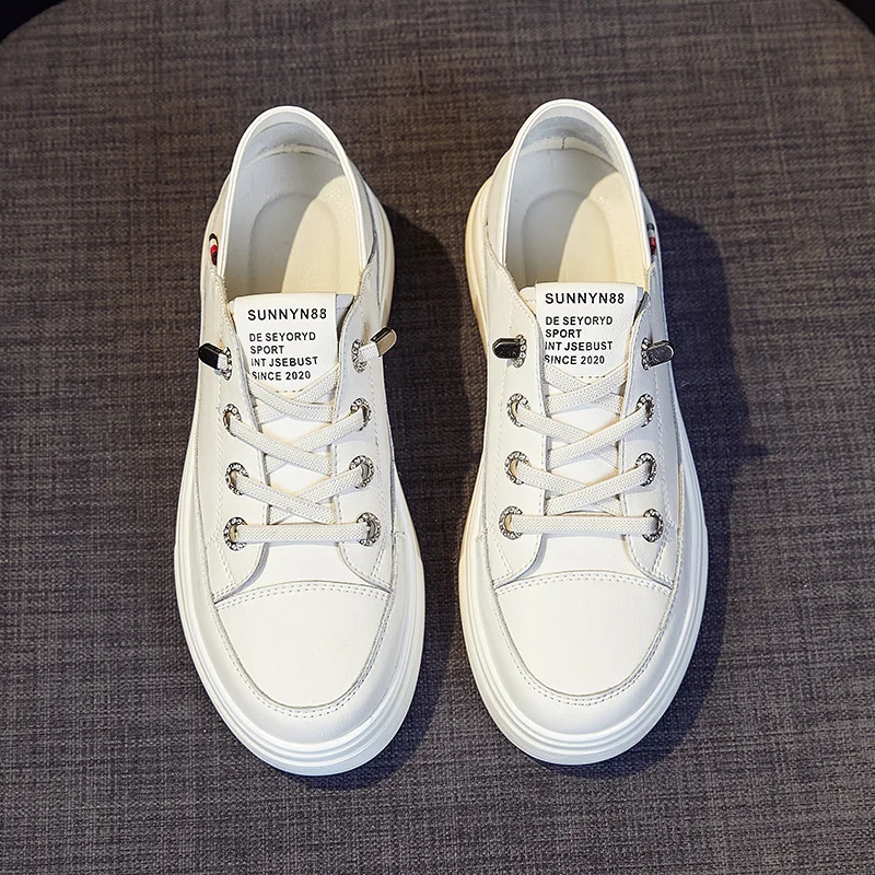 2023 women's platform sports shoes lace up fashion vulcanized shoes solid color comfortable skateboard casual white thick soled