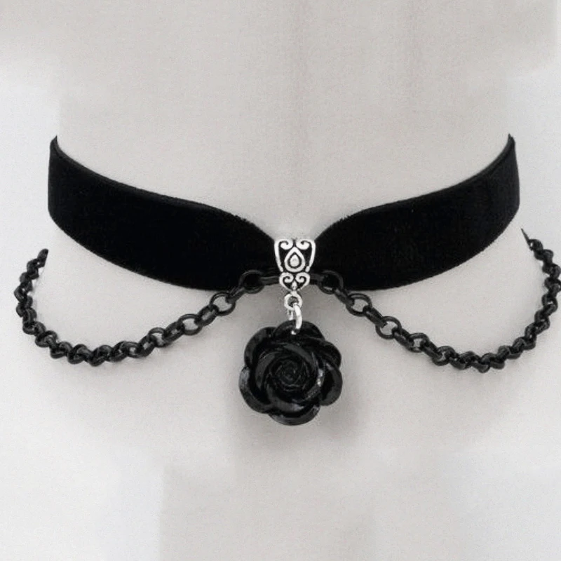 

Gothic Black Rose Charm Choker For Women Fashion Witchcraft Jewelry Accessories Elegant Black Rose Velvet Necklace Gift For Her