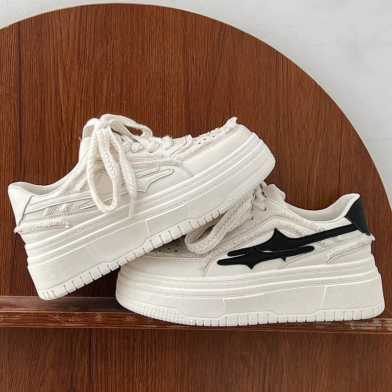 

Женские кроссовки на плоской толстой платформе, белые кроссовки на шнуровке, повседневные теннисные туфли, модель 40, 2023