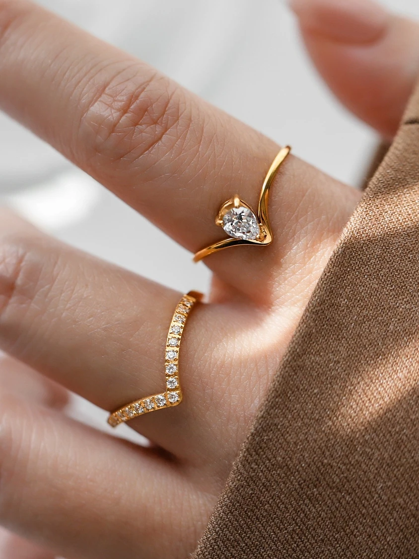 Высокое качество ~ Новое микроинкрустированное V-образное кольцо с цирконом в