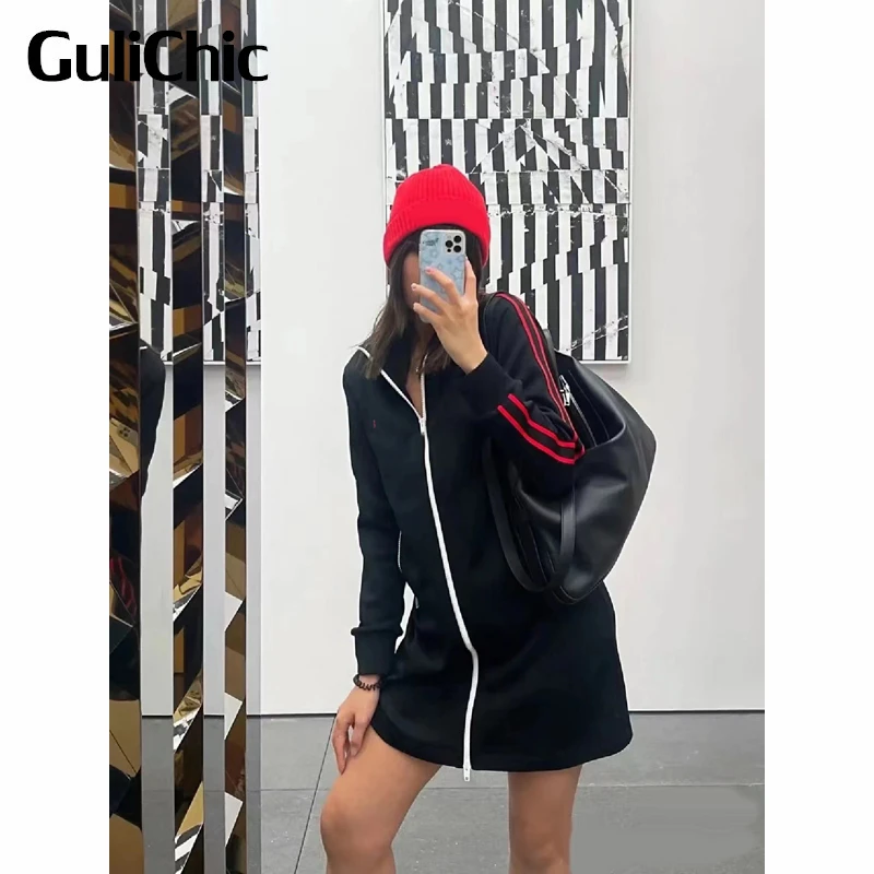 

1.9 GuliChic Women Sporty Comfortble Slim Striped Embroidery Turn Down Collar Long Sleeve Zipper Dress