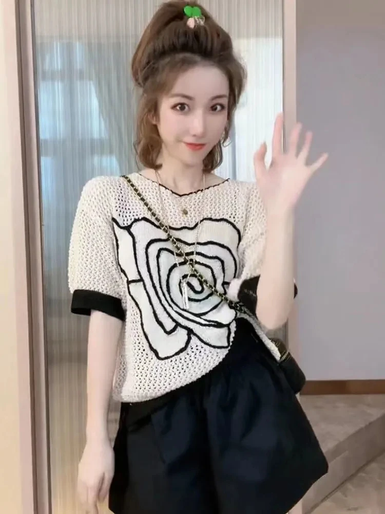 

Cut Out Knitting Short Sleeve T-Shirt Beautiful Design Hook Flower Hollow Chic Woman Blouse Elegant Loose Casual 2022 Summer
