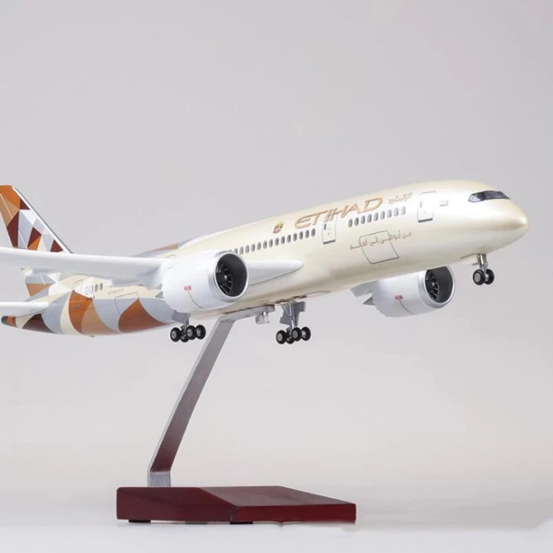 

Модель самолета Boeing 787 Dreamliner Etihad 1:130 смола