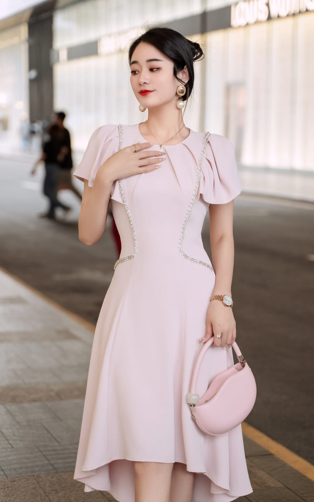 

2023 spring and summer women's clothing fashion new Waist-Tight Seam Diamond Puffed Sleeves Dress 0511