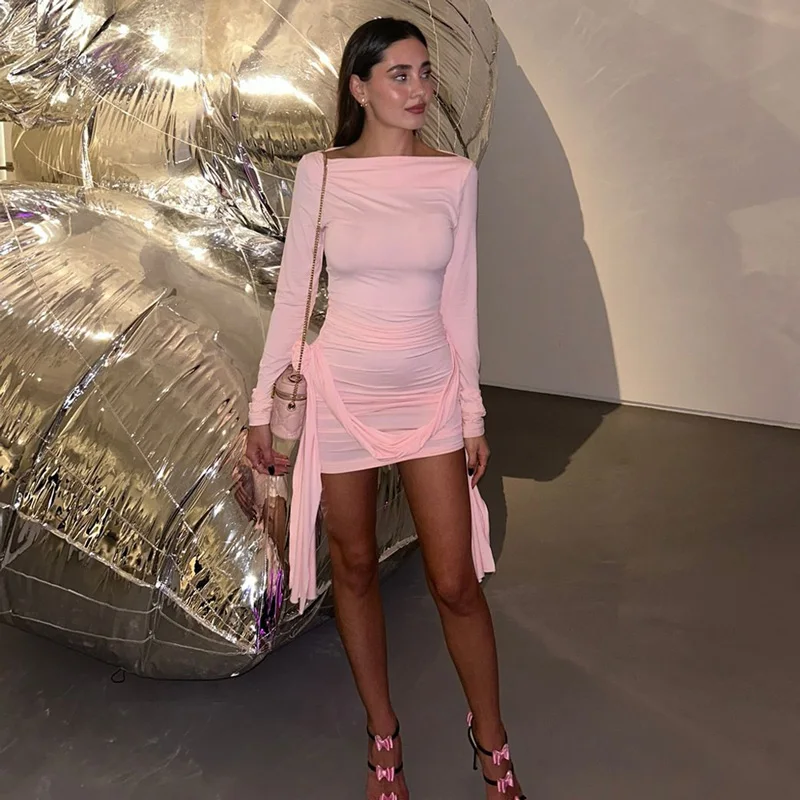 Платье-мини с длинным рукавом и цветочным принтом в стиле пэчворк