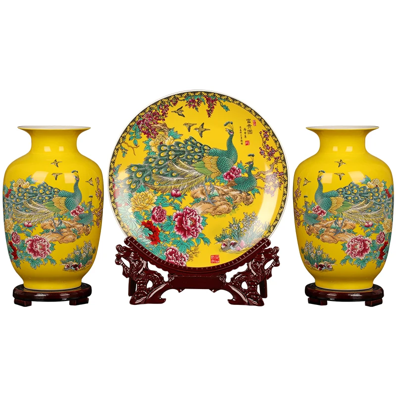 

Jingdezhen Ceramic Vase Chinese Decoration Three-piece Set of Yellow Peacock Rich Picture Decoration Home Crafts