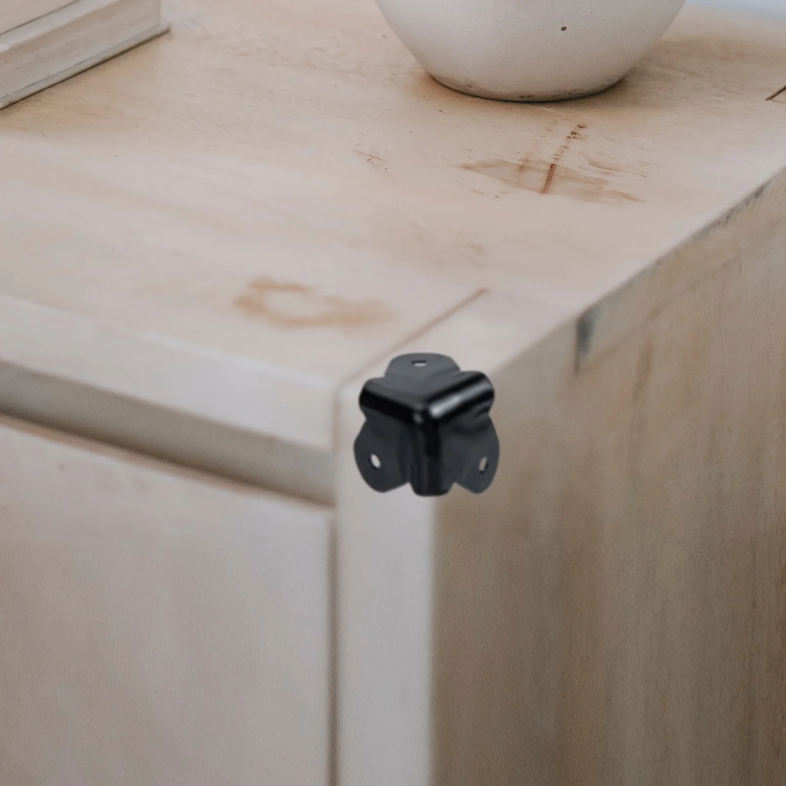 Рисунок 4 - 1 комплект, Защитные уголки для