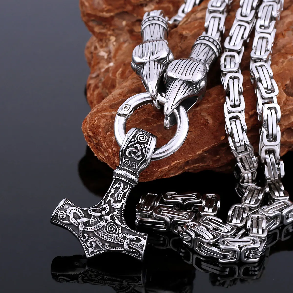 

Boutique Creative Never Fade Stainless Steel Viking Animal Crow Thor's Hammer Necklace Nordic Men's Fashion Jewelry Amulet
