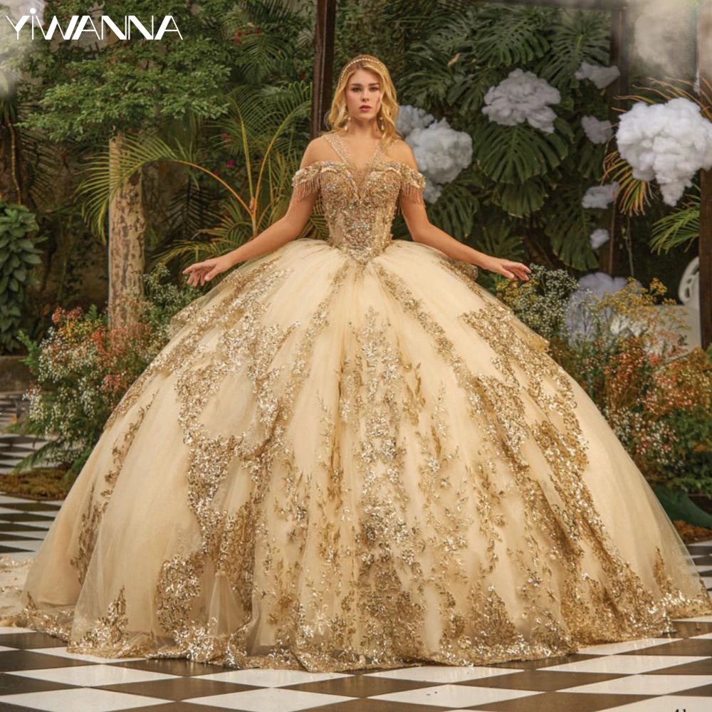 Блестящие платья Quinceanrra для выпускного вечера со стразами и бусинами с открытыми