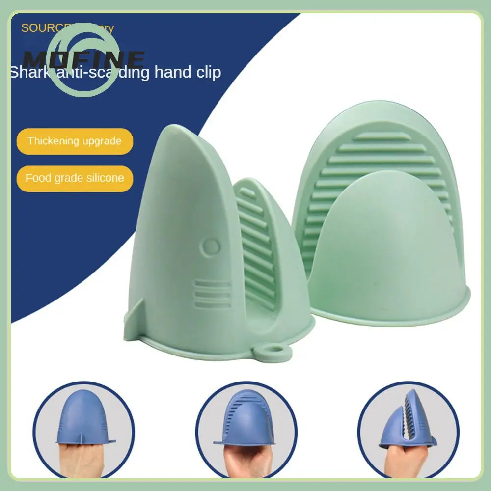

Stpp Insulated Hand Clip Heat Insulation Kitchen Baking Gloves Fittings Of A Machine Creative Silicone Hand Clip Cartoon