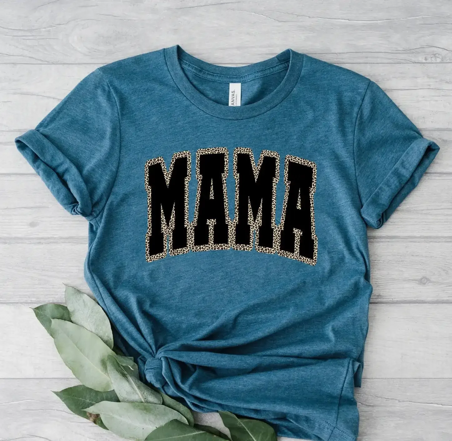 Футболка с леопардовым принтом для мамы