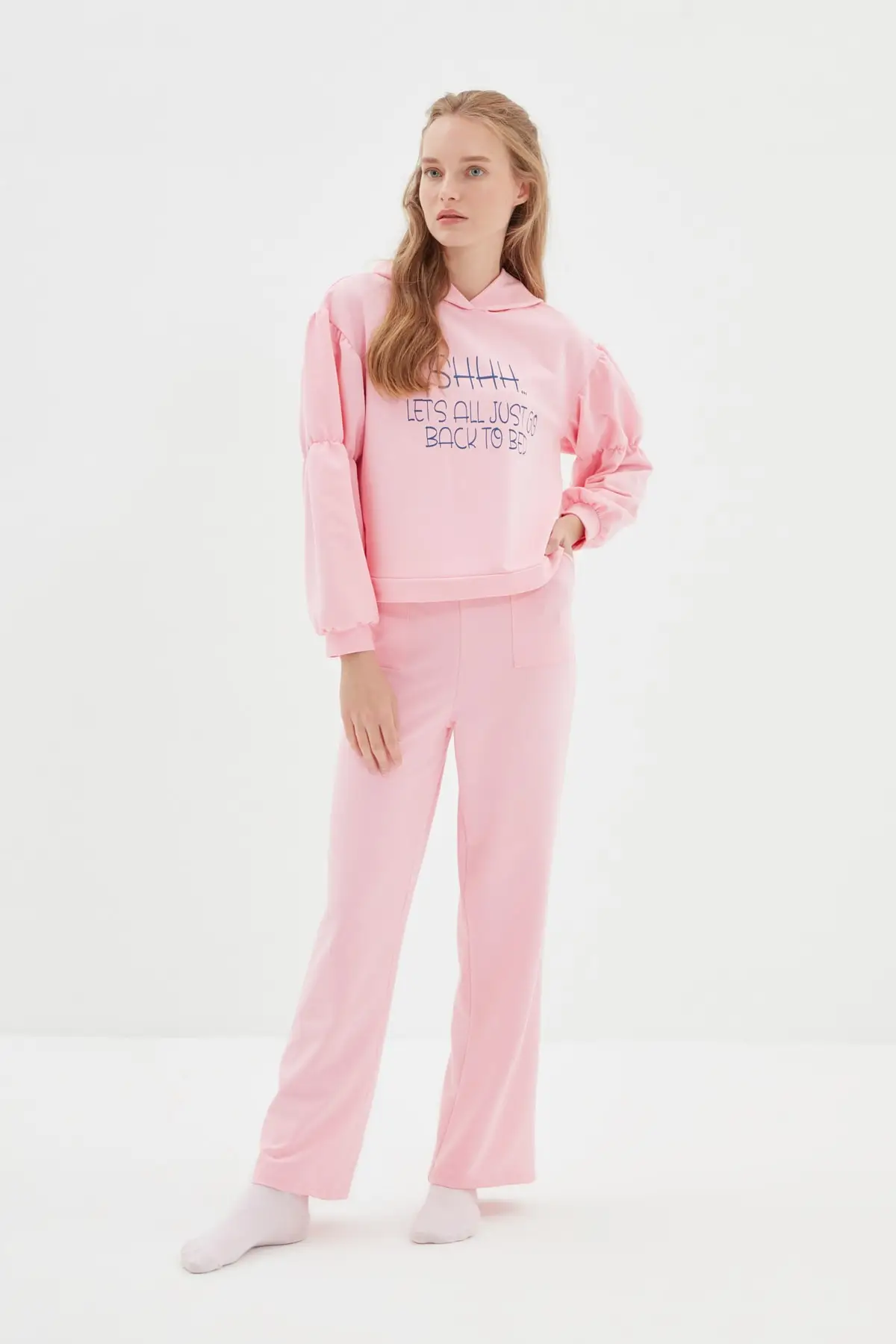 

Trendyol Slogan Printed 2 Yarn Knitted Pajamas Set THMAW22PT0550