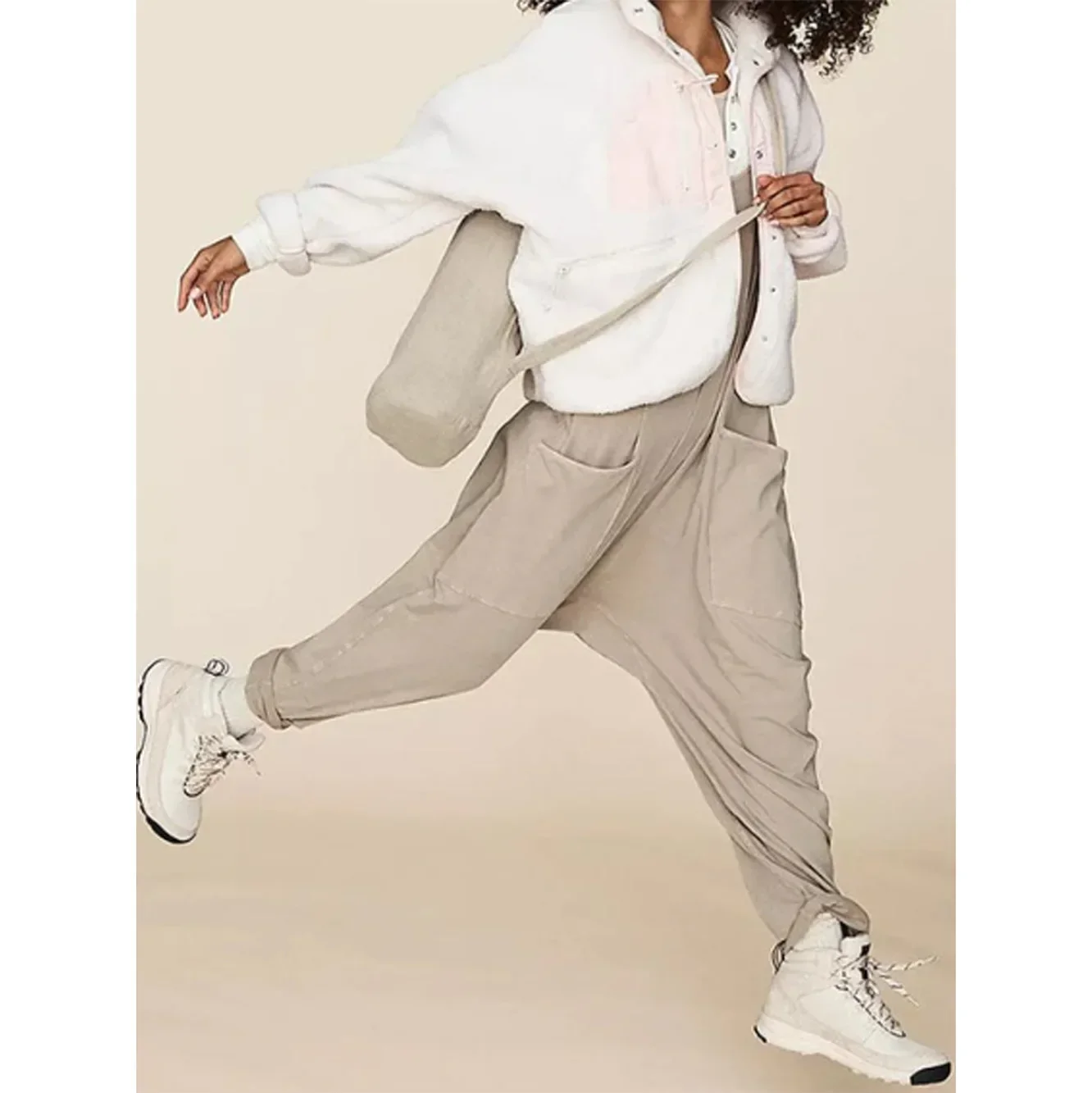 Весна-лето новый модный женский комбинезон однотонный черный повседневный на