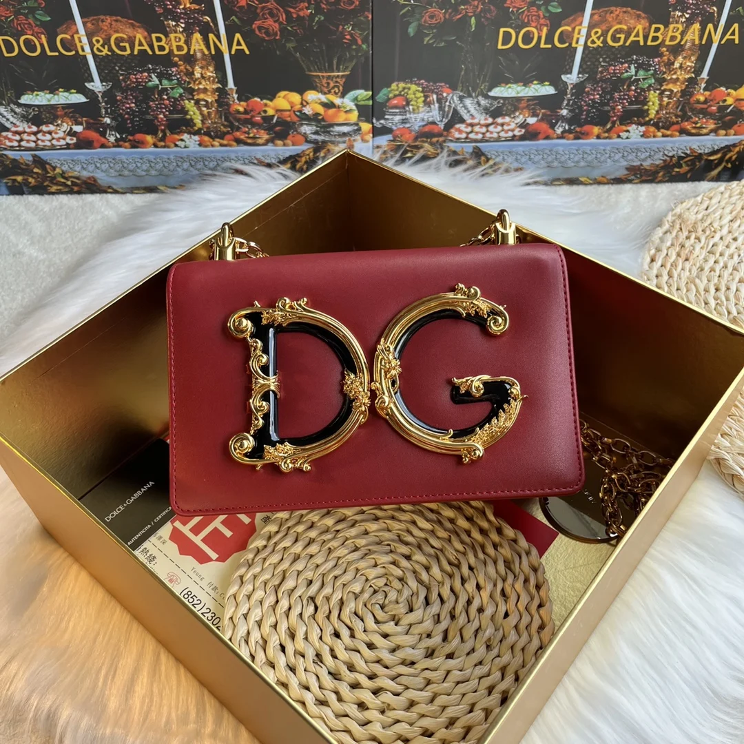 Классическая женская сумка Fиз натуральной воловьей кожи вместительная