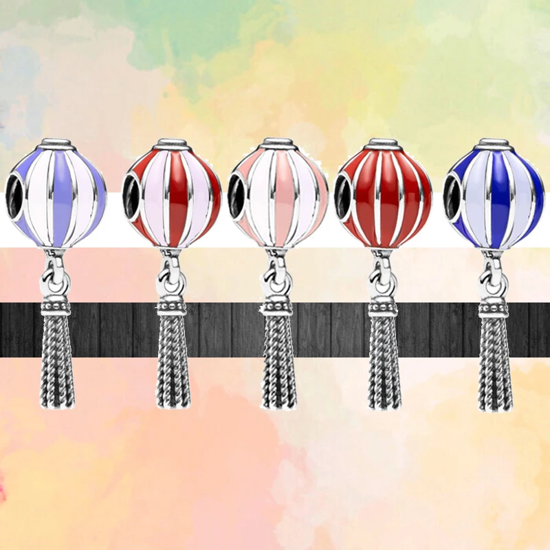 

Подвеска в виде воздушного шара красного, фиолетового, розового, синего, белого цветов