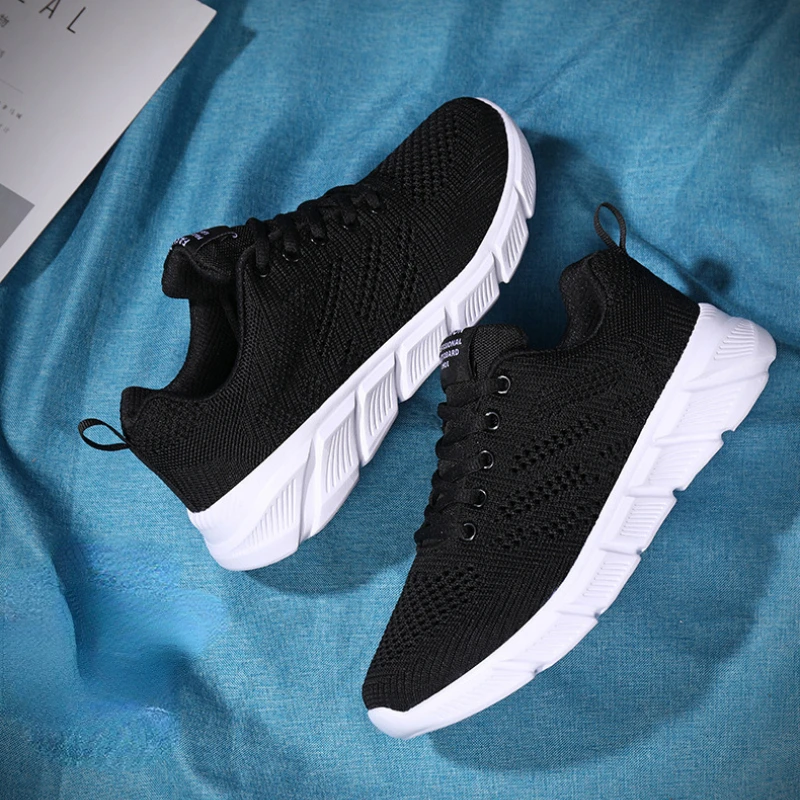 Women's Sports Shoes Flat Hollow Mesh Breathable Casual Sneakers Lightweight Soft-Soled Training Running Shoes Comfortable