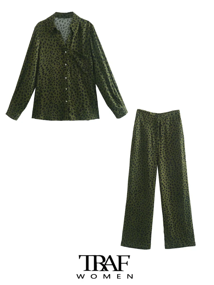 

TRAF Women Fashion Flowing Leopard Print Loose Shirts Vintage Long Sleeve Button-up Female Blouses Blusas Chic Tops