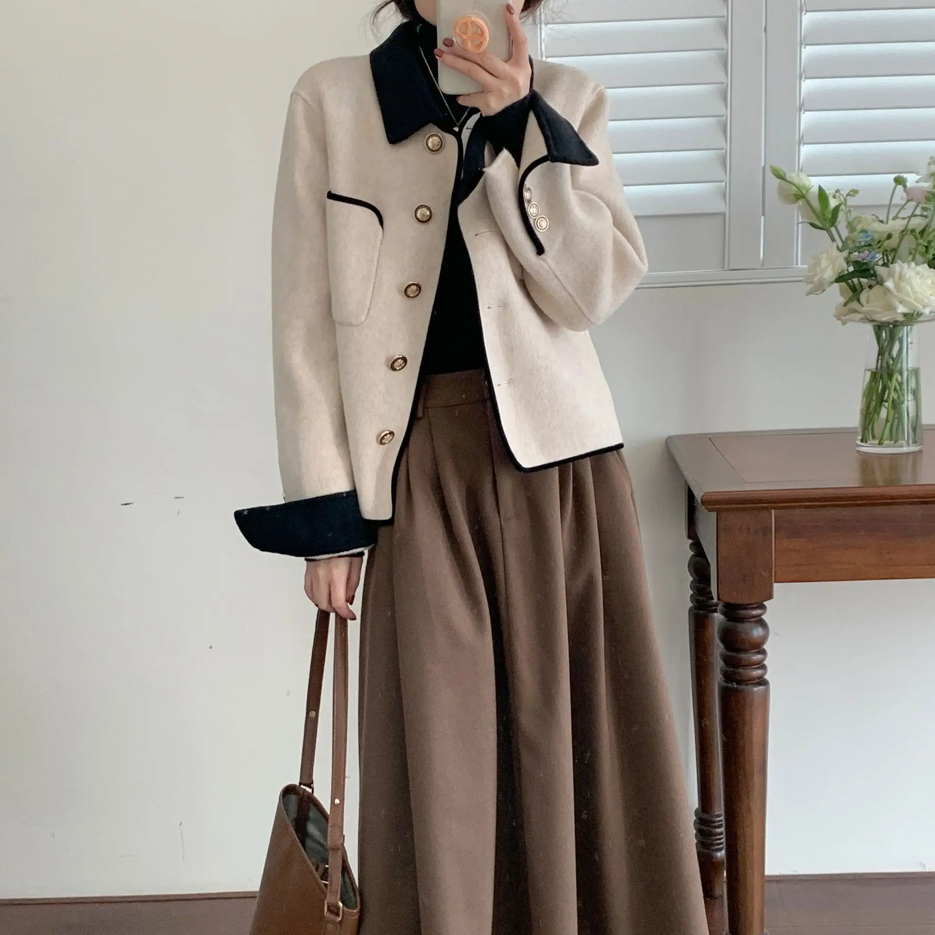 

Новинка Осень/Зима 2022 маленькое двухстороннее шерстяное Простое Повседневное короткое пальто с лацканами в Корейском стиле