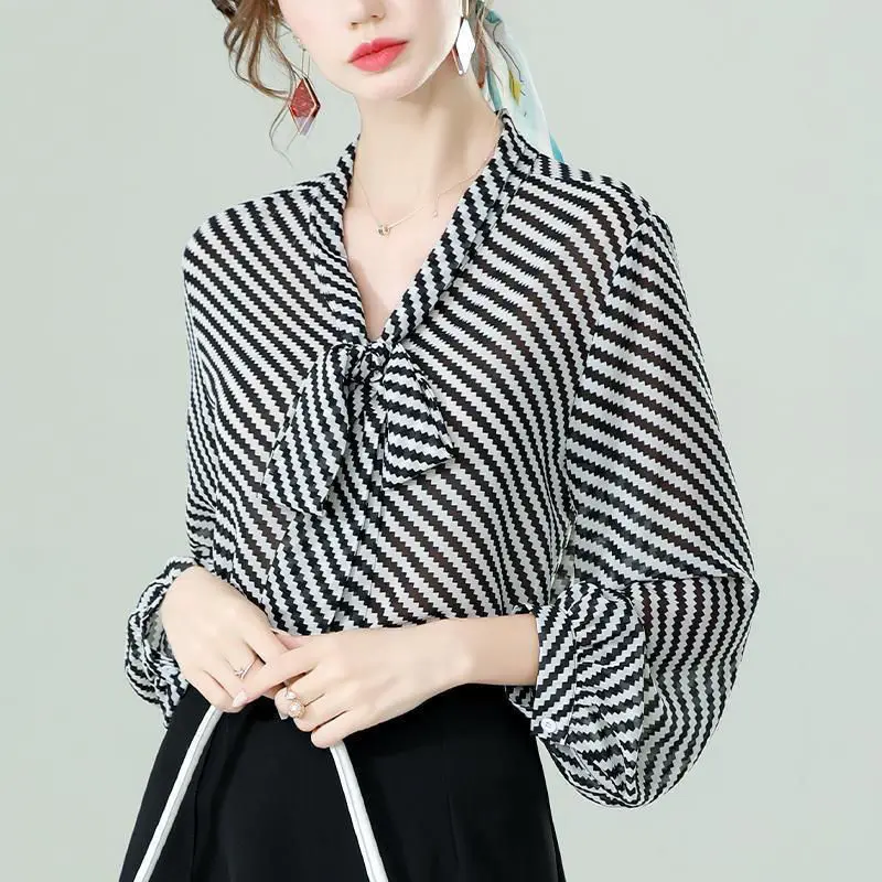 

Long Sleeve Fashion Women's Lacing Striped Blouse Spring Summer Commuter Office Lady Bow Loose Printing Shirt Female Clothing