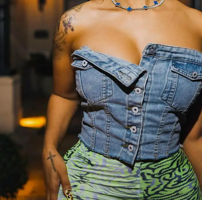 

2023 Summer New Hot Selling Women's Fashion Street Trend Denim Wrapped Chest Button Top