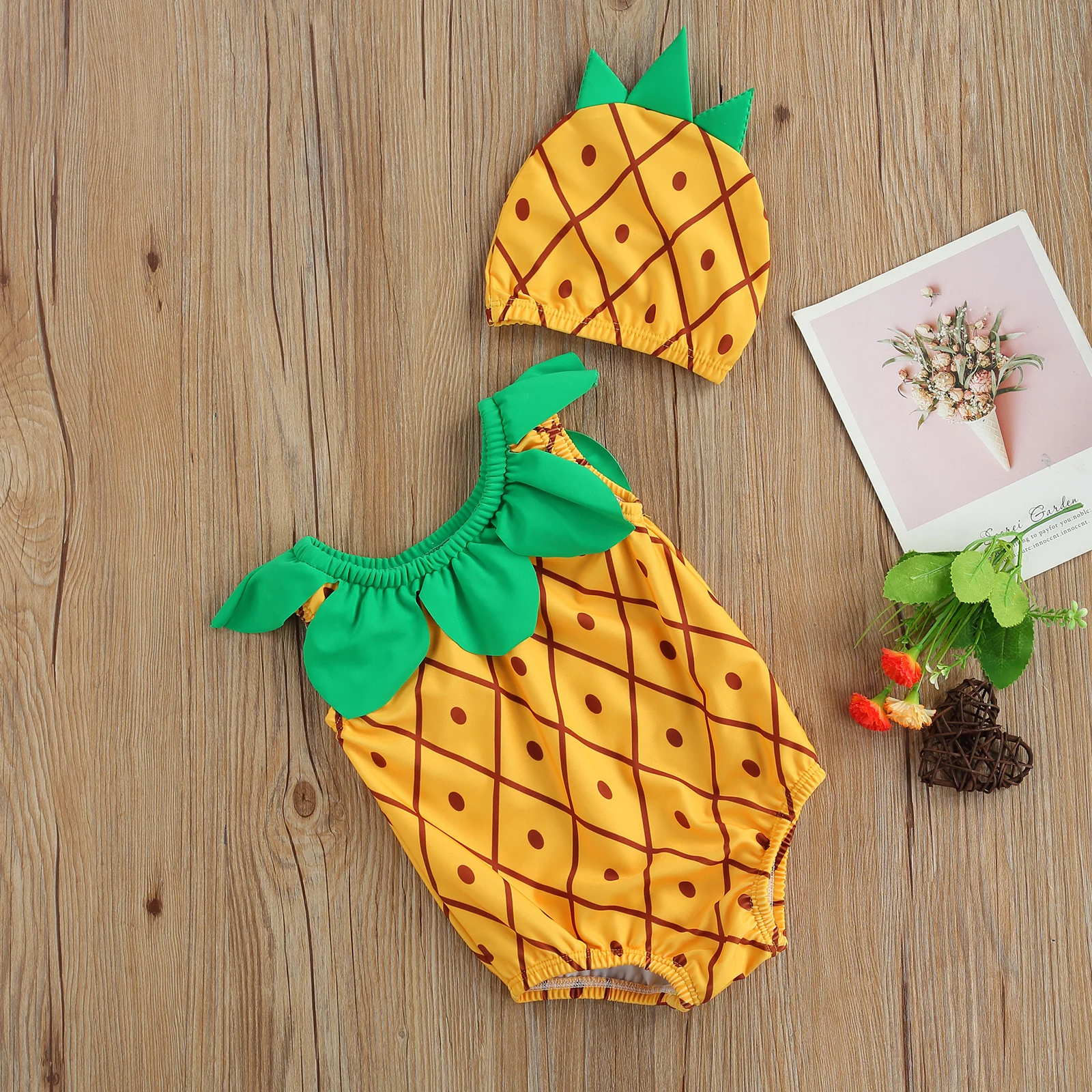 Милый мультяшный детский купальник без рукавов с принтом ананасов и круглым