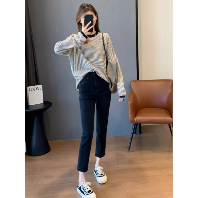 Осенний топ женский свободный крой модный пуловер с круглым вырезом полосатый