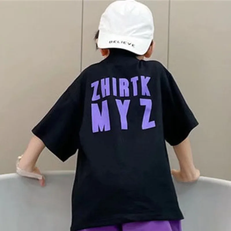 Рисунок 4 - Рубашки с коротким рукавом для мальчиков и девочек