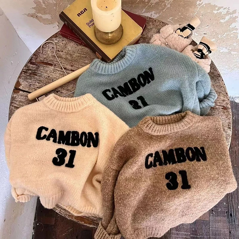 

Модный свитер с вышитыми буквами для маленьких девочек и мальчиков, зимний и весенний вязаный пуловер для младенцев и малышей, топ, повседне...