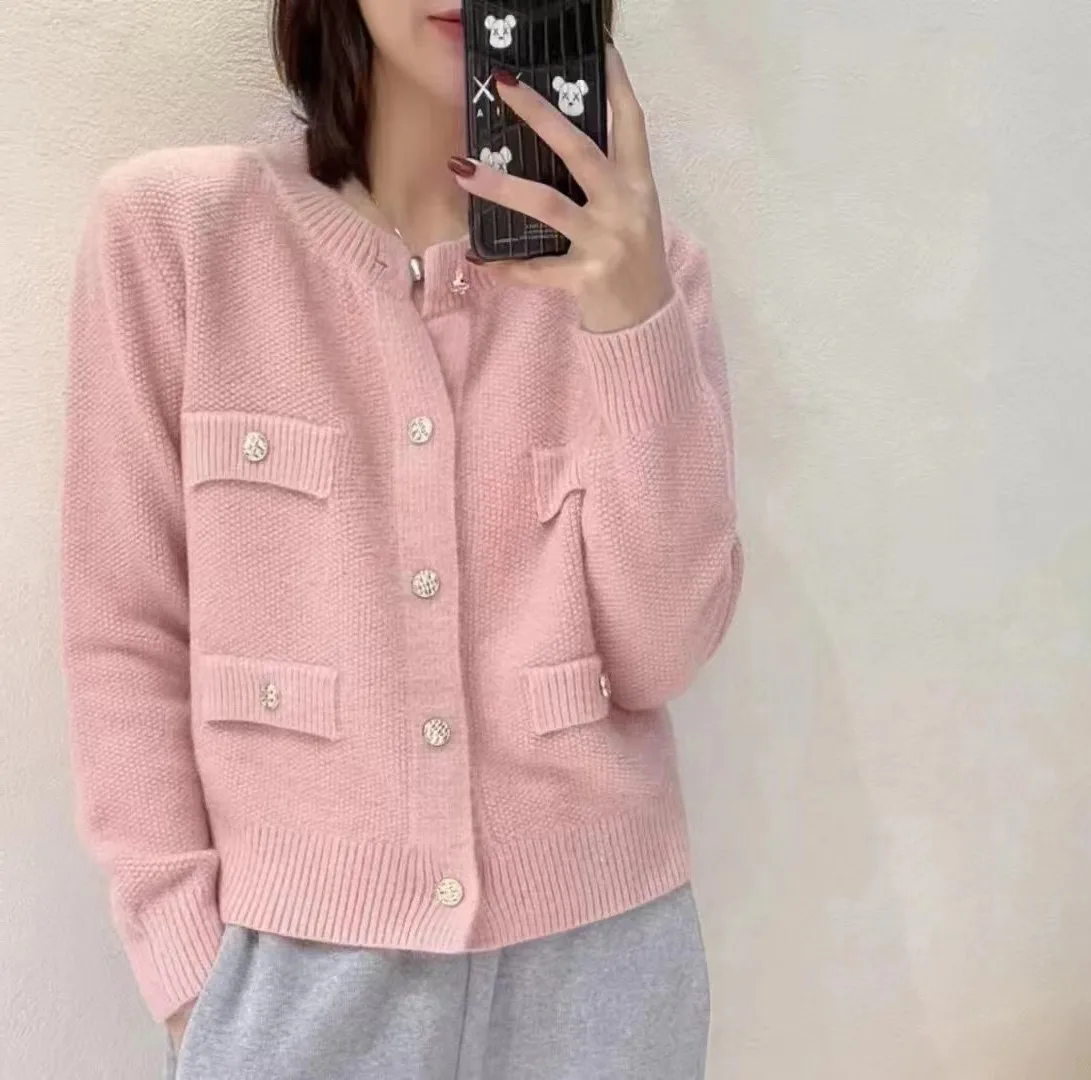 

Женские свитера