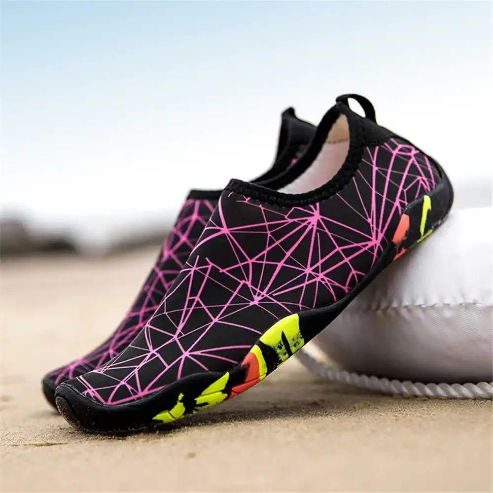 Пляжная ванна Низкие тапочки Тапочки Новые сапоги Обувь Роскошные сандалии