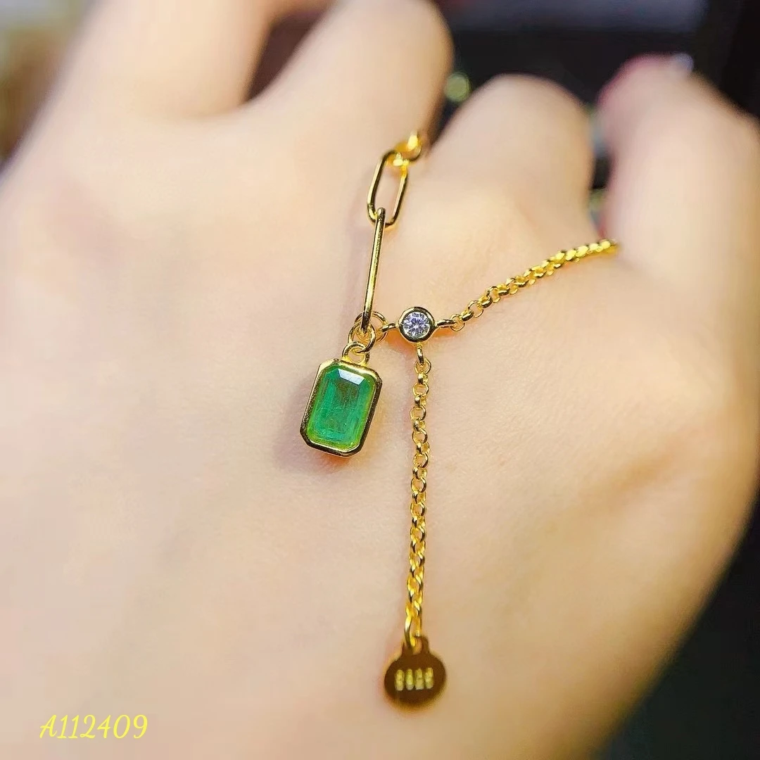 Женский кулон из серебра 925 пробы с изумрудом