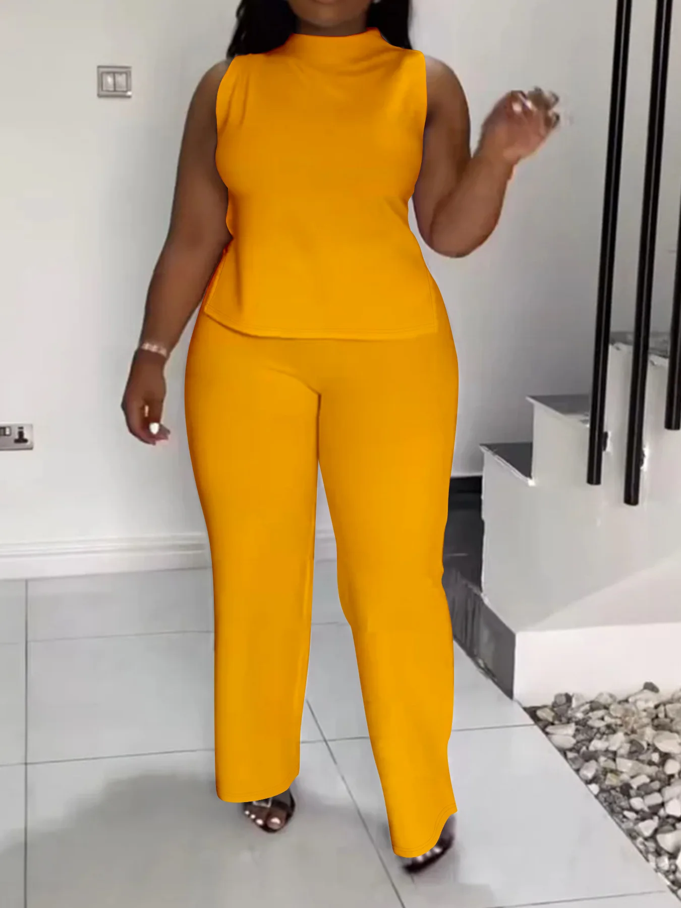 Женский брючный костюм-двойка осенняя футболка без рукавов с круглым вырезом