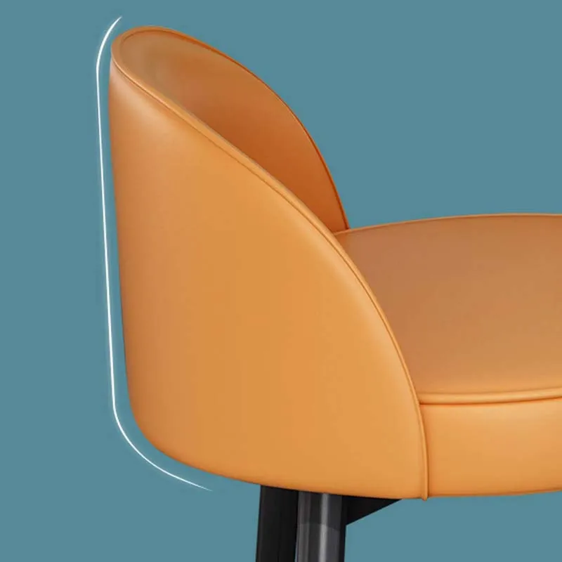 Рисунок 5 - Наружные золотые барные стулья