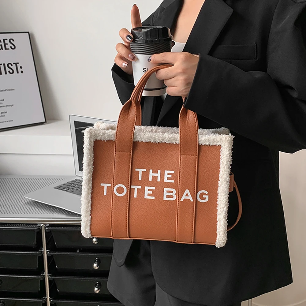 The Luxury Women's Traveler Tote Bags,Designer Handbags,Crossbody PU Handbag,designer bags, Trendy women,Plush edges, anti-bumpi