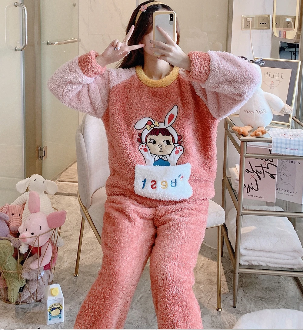 2022 Winter Flannel Pyjamas Women Kawaii Cartoon Long Sleeve Warm Sleepwear Cute Embroidery Pajamas Two Pieces Suit Homewear