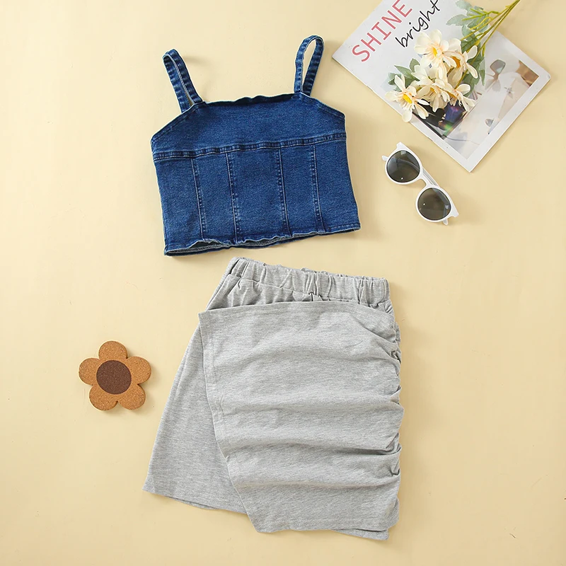 

Модные летние однотонные джинсовые топы с открытыми плечами для девочек, жилет, необычная юбка для малышей, детская одежда, комплекты из 2 пр...