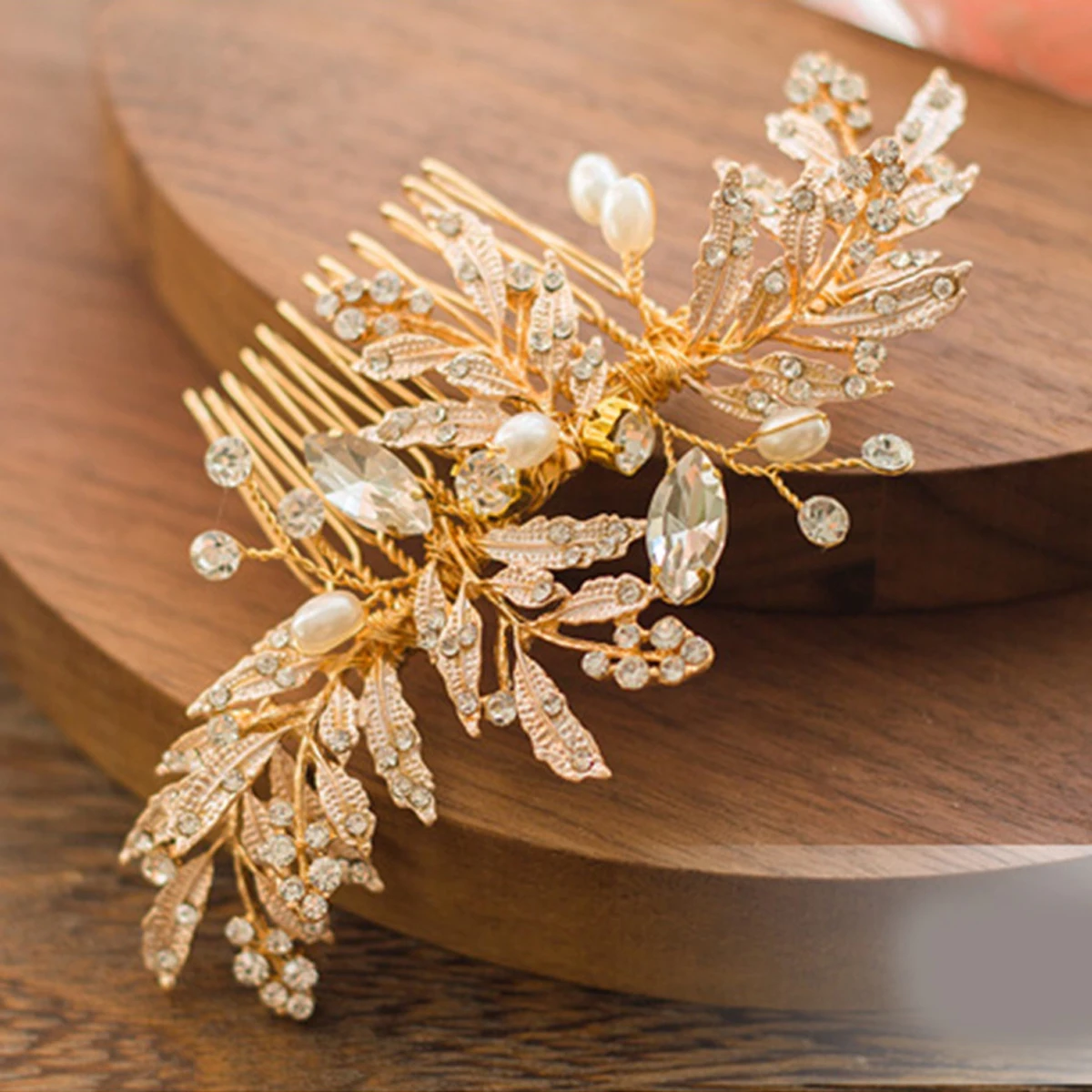

Pearl Rhinestone Wedding Hair Combs Styling Hair Accessories for Women Hair Clip Ornaments Jewelry Bridal Headpiece Braider