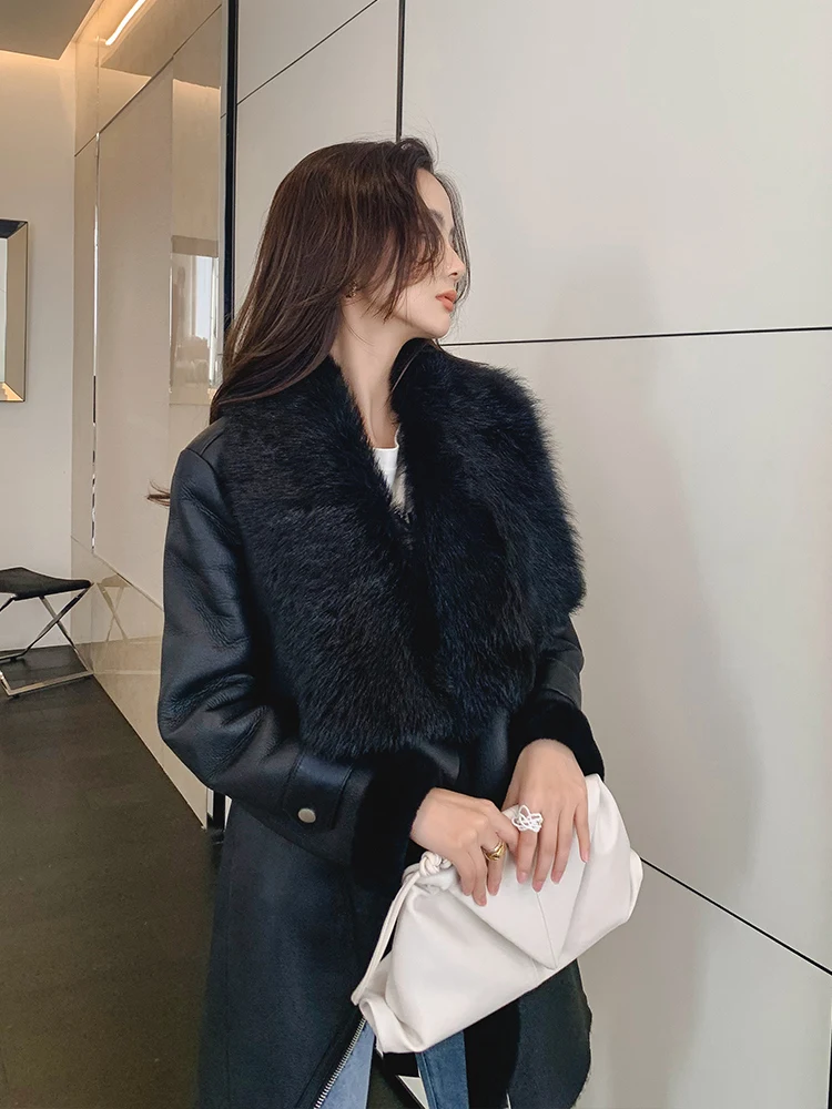 2022 New Winter Jacket Women Double Sided Fur Wool Turndown Collar Warm Merino Sheepskin Outerwear Natural Real Fur Coat